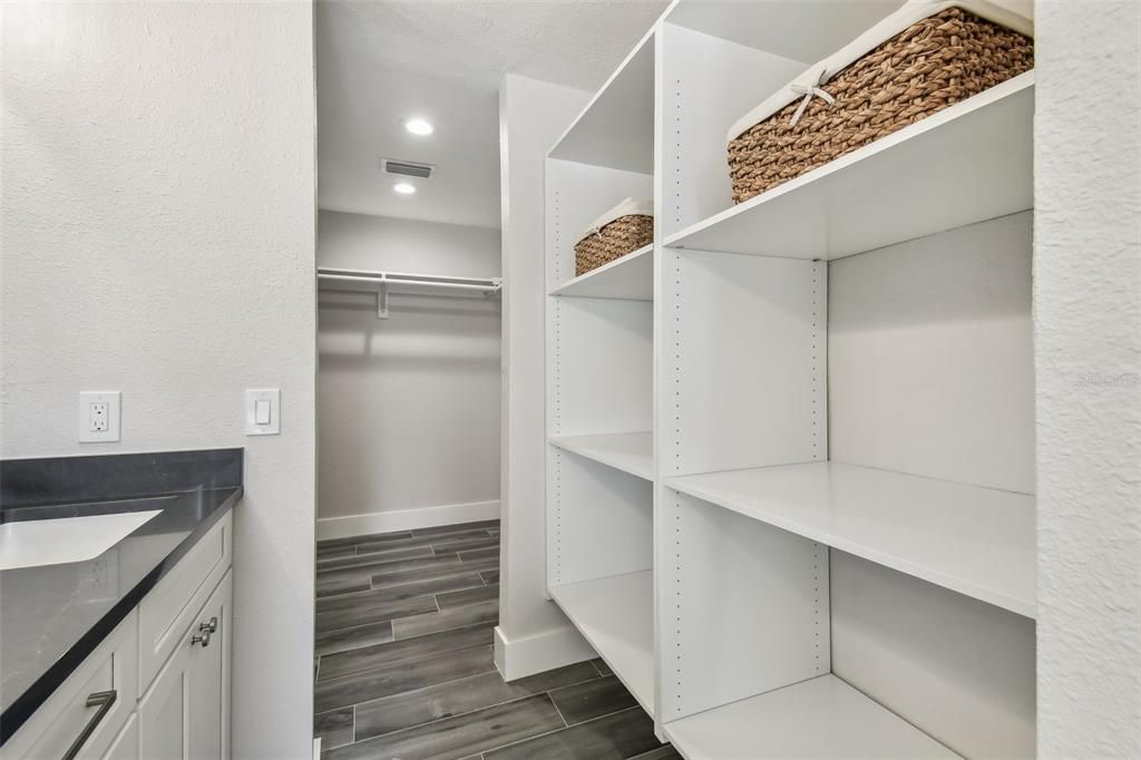 待售: $1,850,000 (3 贝兹, 2 浴室, 2298 平方英尺)