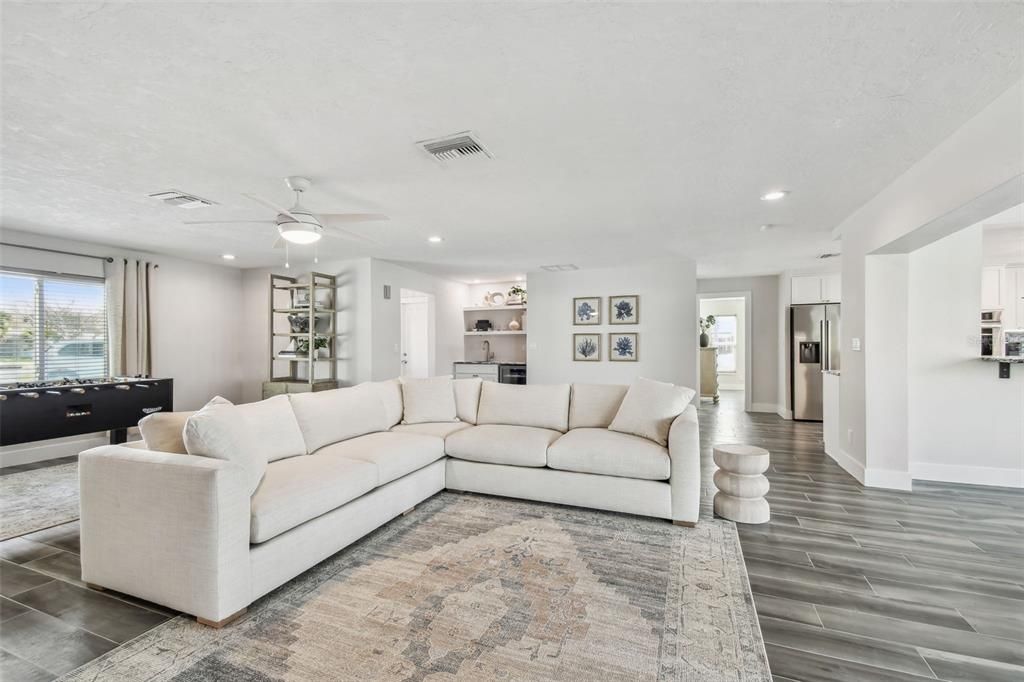 待售: $1,850,000 (3 贝兹, 2 浴室, 2298 平方英尺)