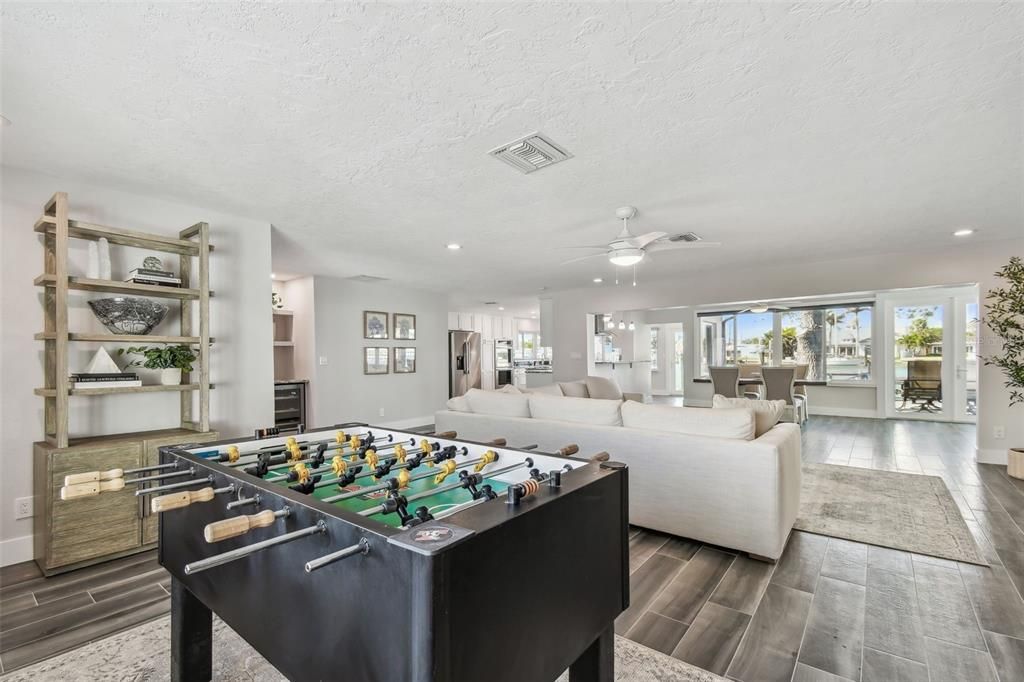 待售: $1,850,000 (3 贝兹, 2 浴室, 2298 平方英尺)