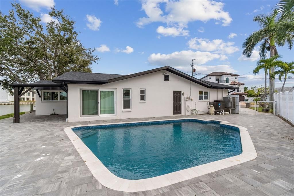 待售: $1,850,000 (3 贝兹, 2 浴室, 2298 平方英尺)