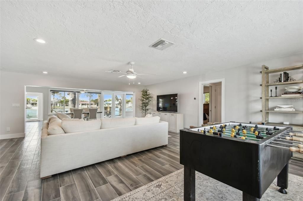 待售: $1,850,000 (3 贝兹, 2 浴室, 2298 平方英尺)