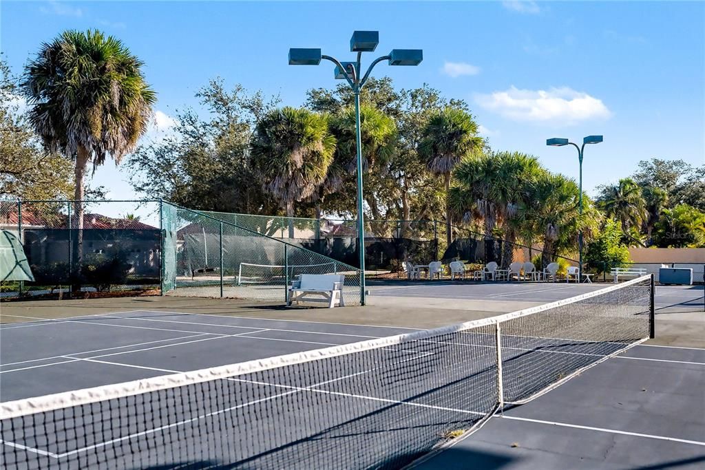 待售: $384,000 (2 贝兹, 2 浴室, 2177 平方英尺)