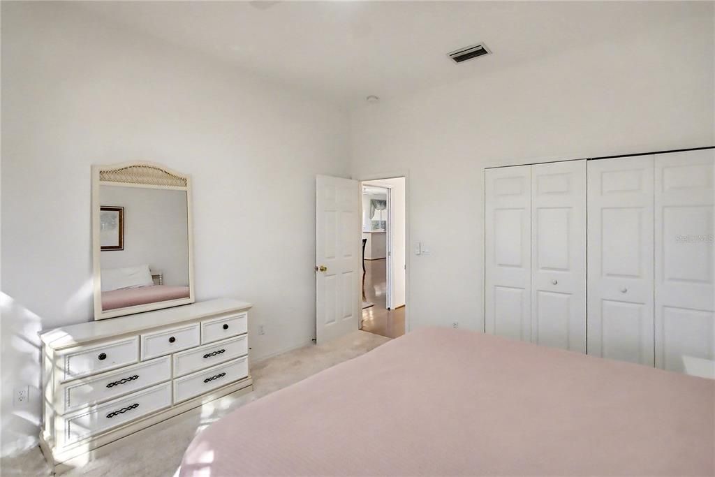 待售: $384,000 (2 贝兹, 2 浴室, 2177 平方英尺)