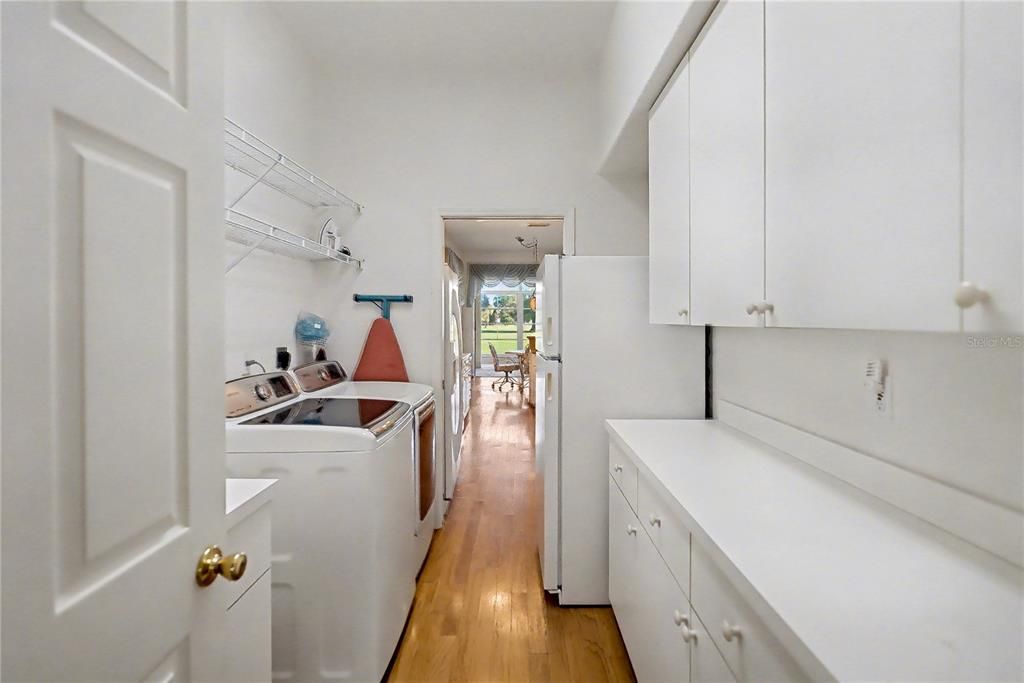 待售: $384,000 (2 贝兹, 2 浴室, 2177 平方英尺)