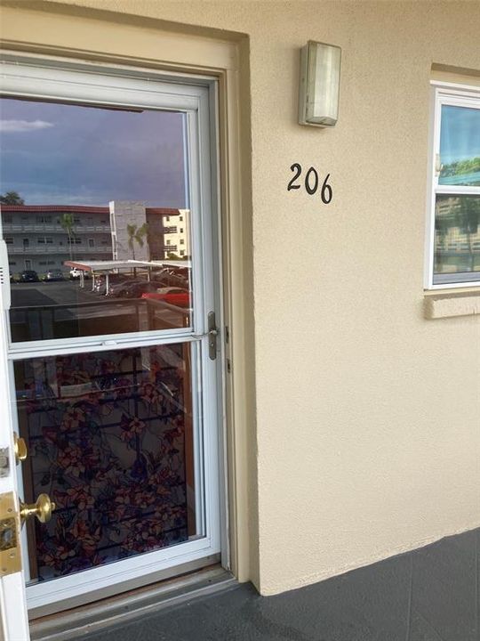 For Rent: $1,800 (2 beds, 1 baths, 1140 Square Feet)