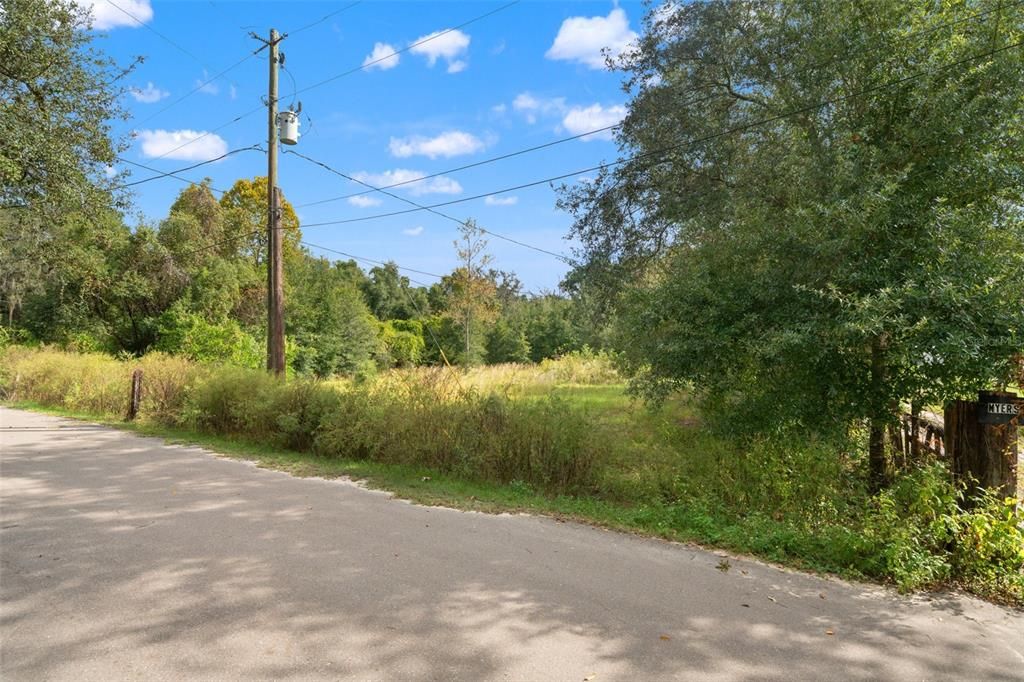 待售: $55,000 (1.08 acres)