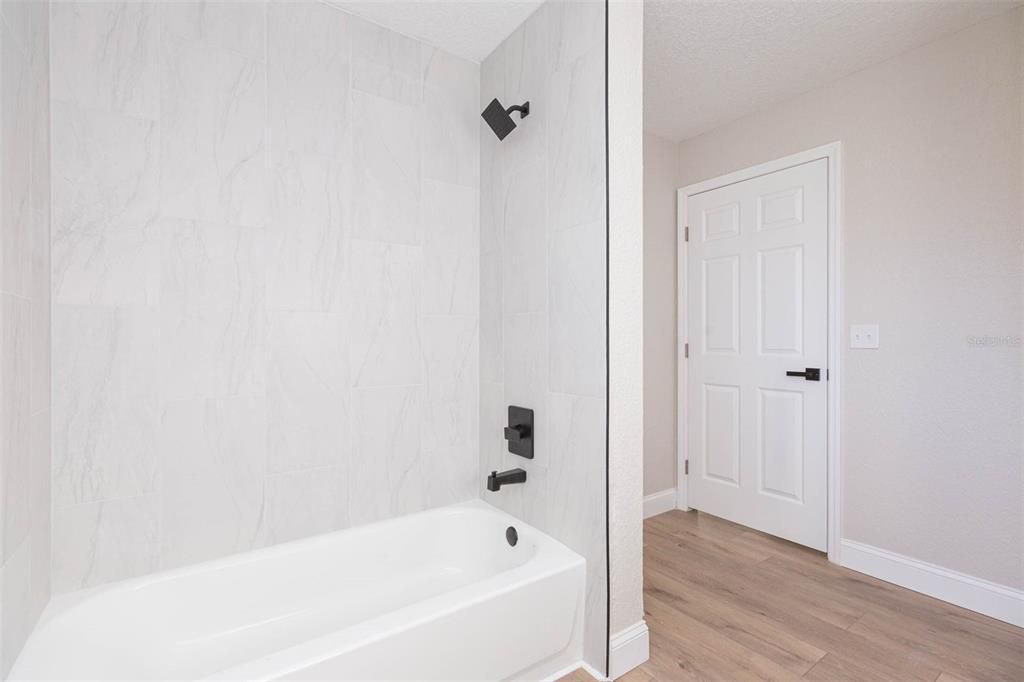 For Sale: $499,500 (4 beds, 2 baths, 1820 Square Feet)