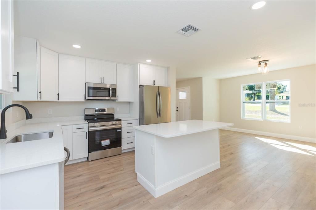 For Sale: $499,500 (4 beds, 2 baths, 1820 Square Feet)