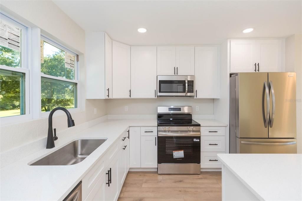 For Sale: $499,500 (4 beds, 2 baths, 1820 Square Feet)