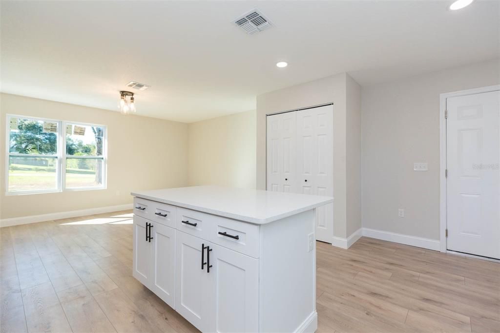 For Sale: $499,500 (4 beds, 2 baths, 1820 Square Feet)