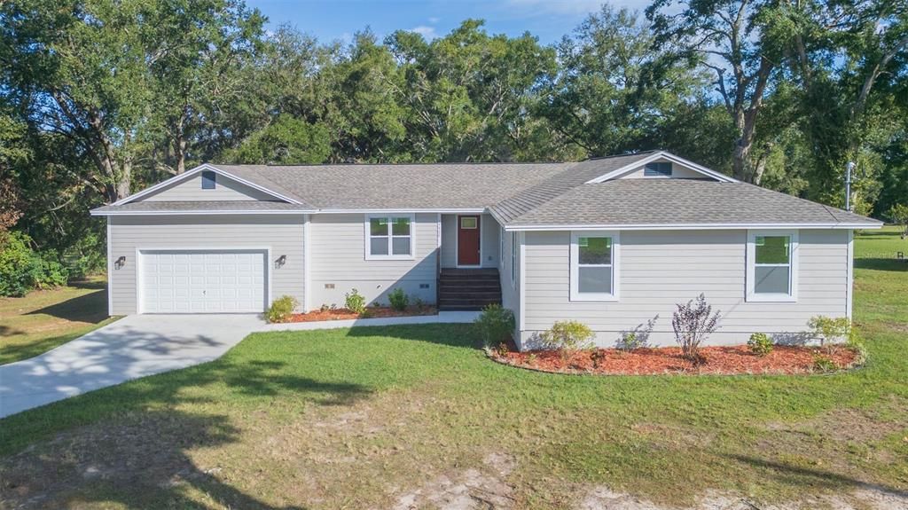 For Sale: $499,500 (4 beds, 2 baths, 1820 Square Feet)