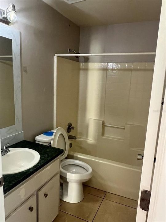 For Sale: $250,000 (3 beds, 2 baths, 1192 Square Feet)