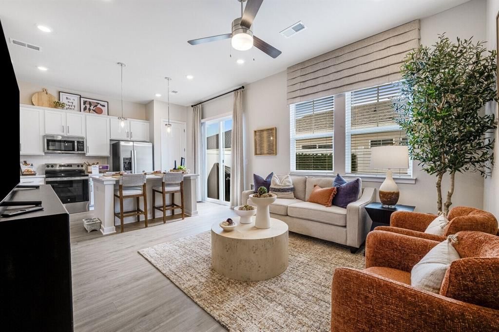 For Rent: $1,476 (1 beds, 1 baths, 717 Square Feet)