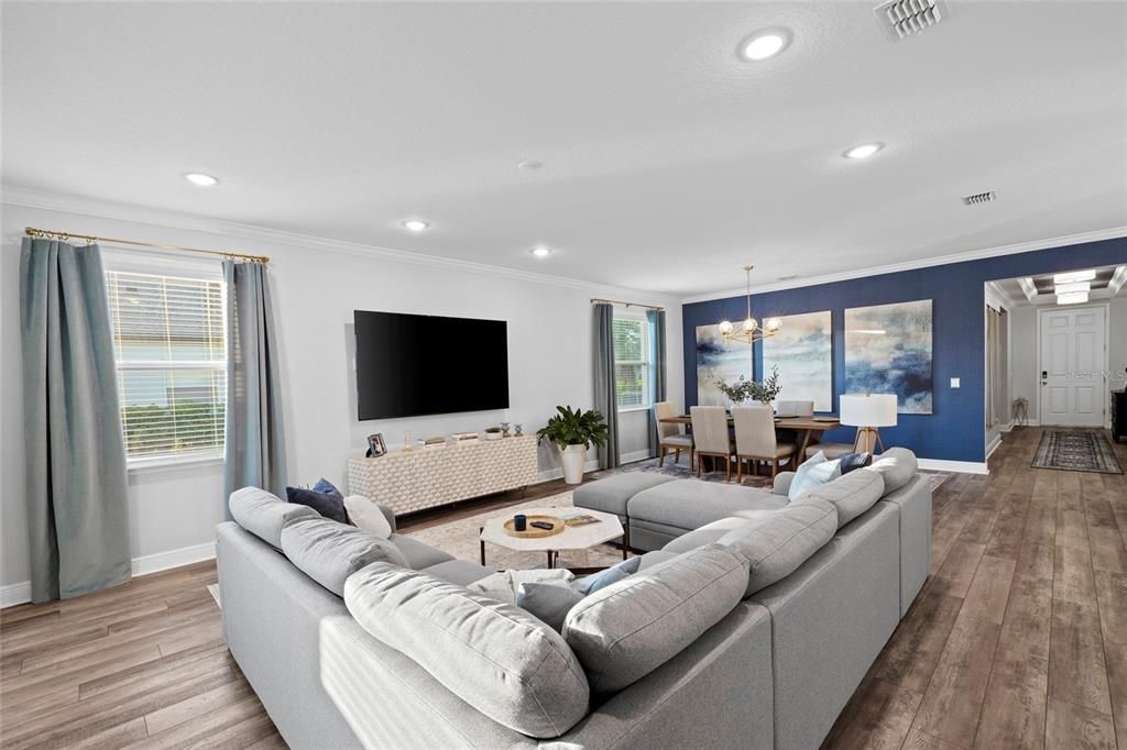 En Venta: $700,000 (4 camas, 3 baños, 2692 Pies cuadrados)