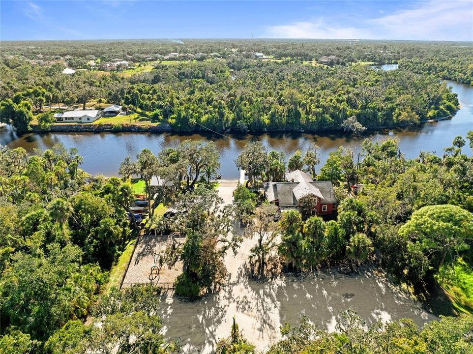 En Venta: $700,000 (4 camas, 3 baños, 2692 Pies cuadrados)