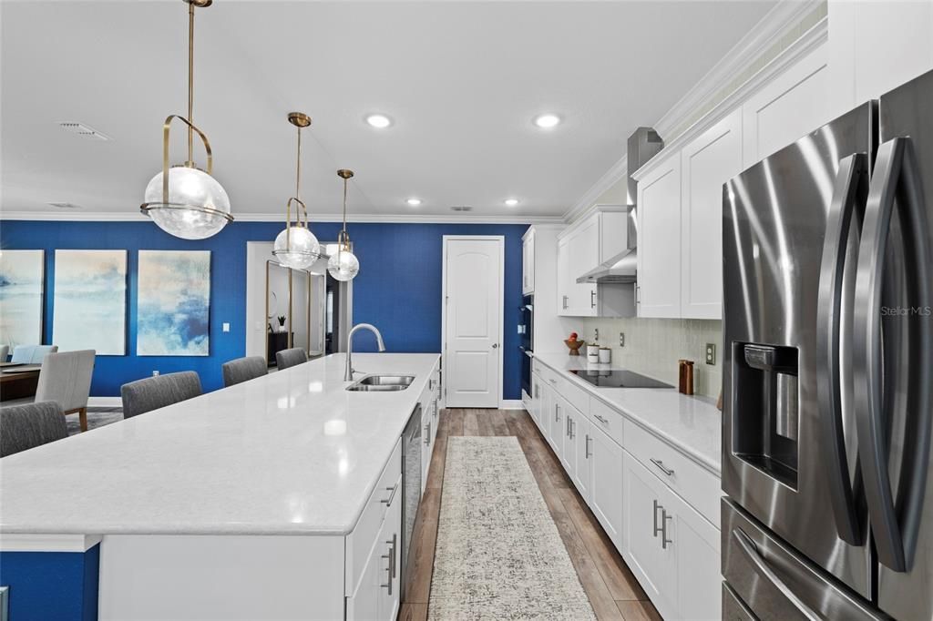 En Venta: $700,000 (4 camas, 3 baños, 2692 Pies cuadrados)