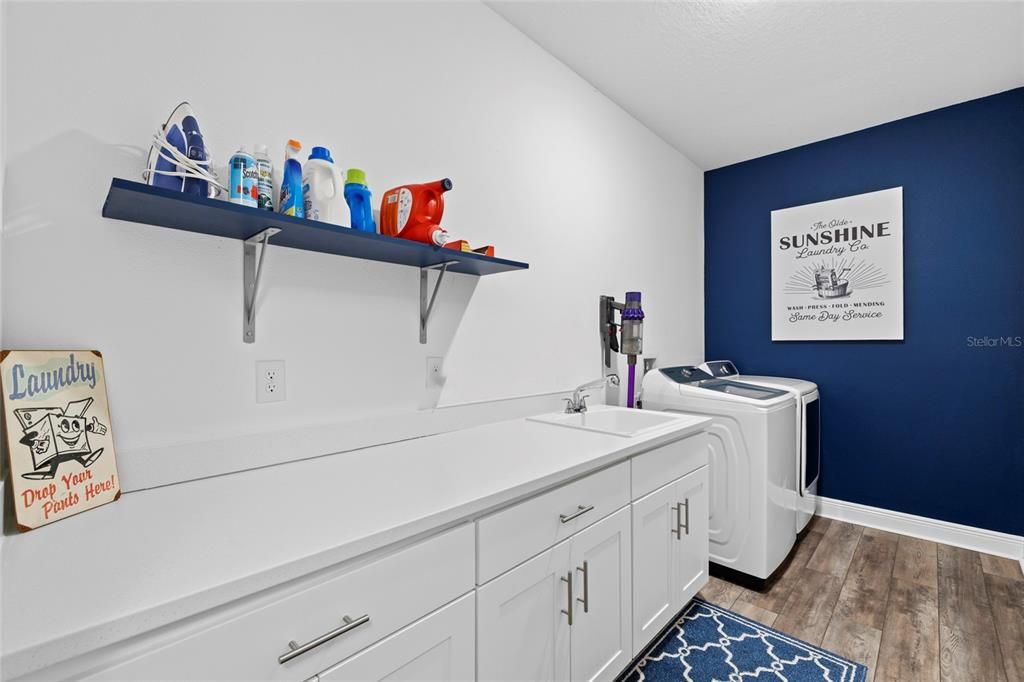 En Venta: $700,000 (4 camas, 3 baños, 2692 Pies cuadrados)