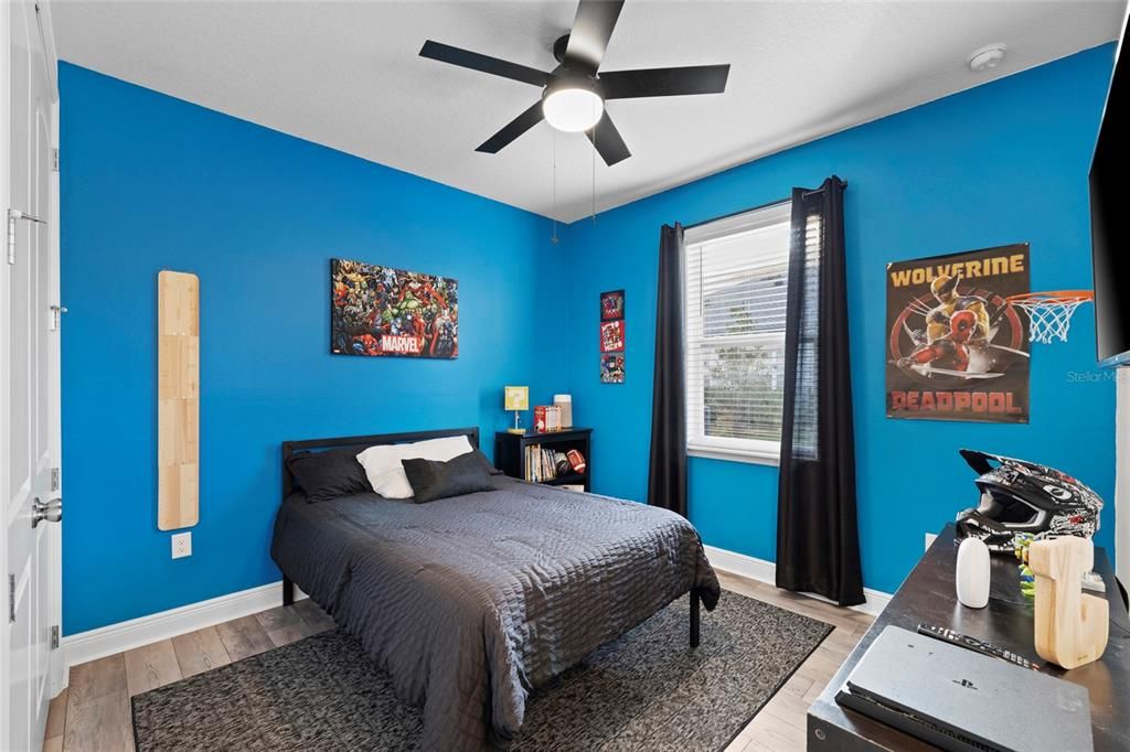 En Venta: $700,000 (4 camas, 3 baños, 2692 Pies cuadrados)