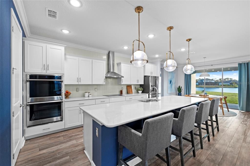 En Venta: $700,000 (4 camas, 3 baños, 2692 Pies cuadrados)