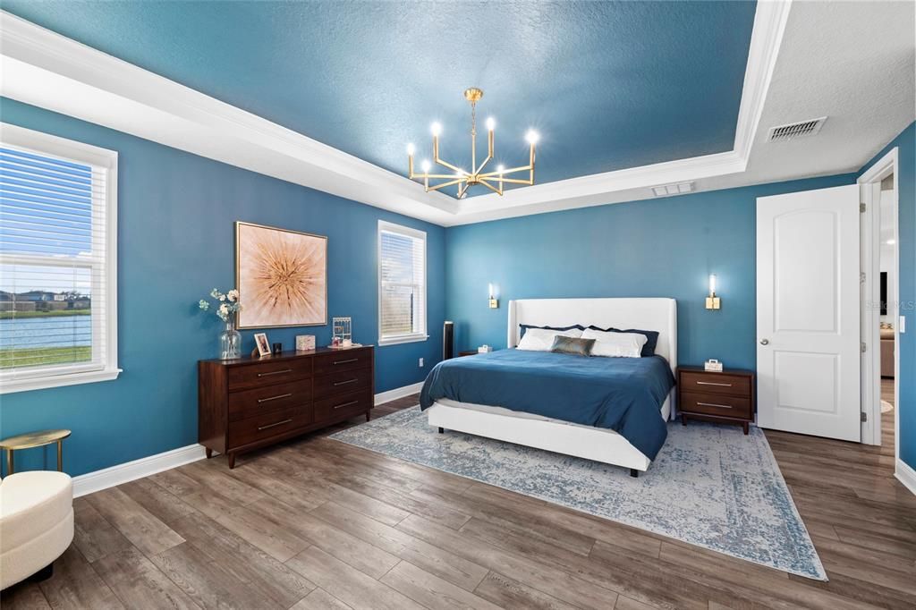 En Venta: $700,000 (4 camas, 3 baños, 2692 Pies cuadrados)