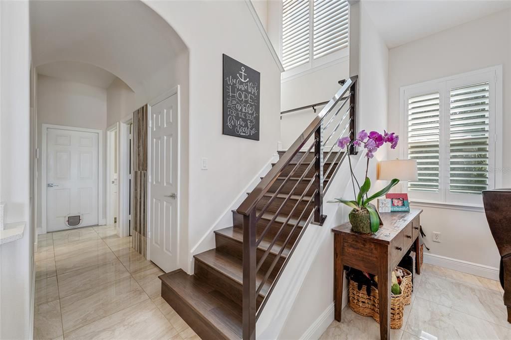 Под контрактом: $1,950,000 (5 спален, 5 ванн, 4044 Квадратных фут)