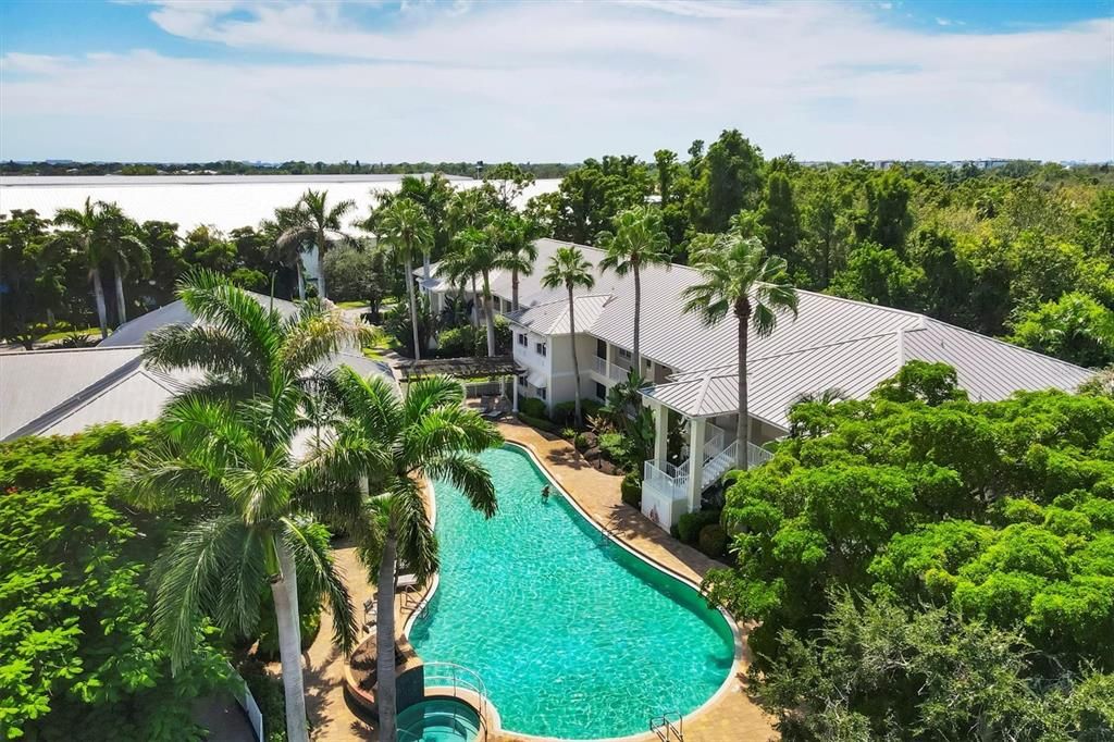 For Rent: $3,600 (2 beds, 2 baths, 1117 Square Feet)