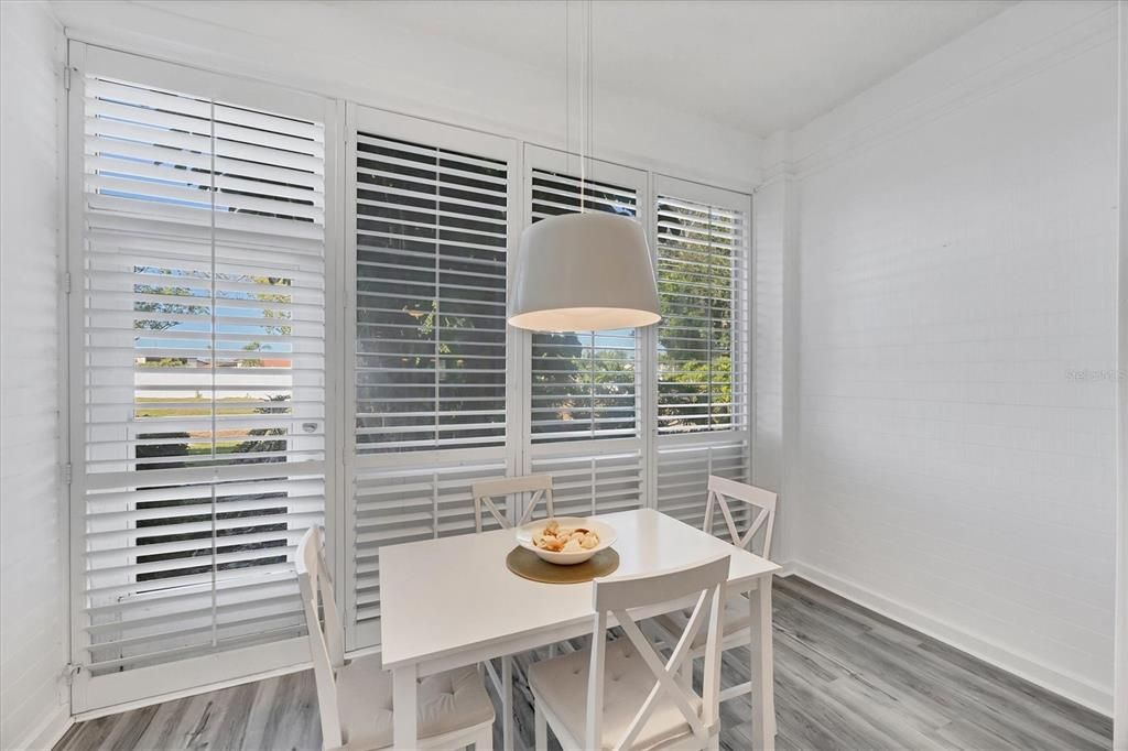 For Rent: $3,600 (2 beds, 2 baths, 1117 Square Feet)