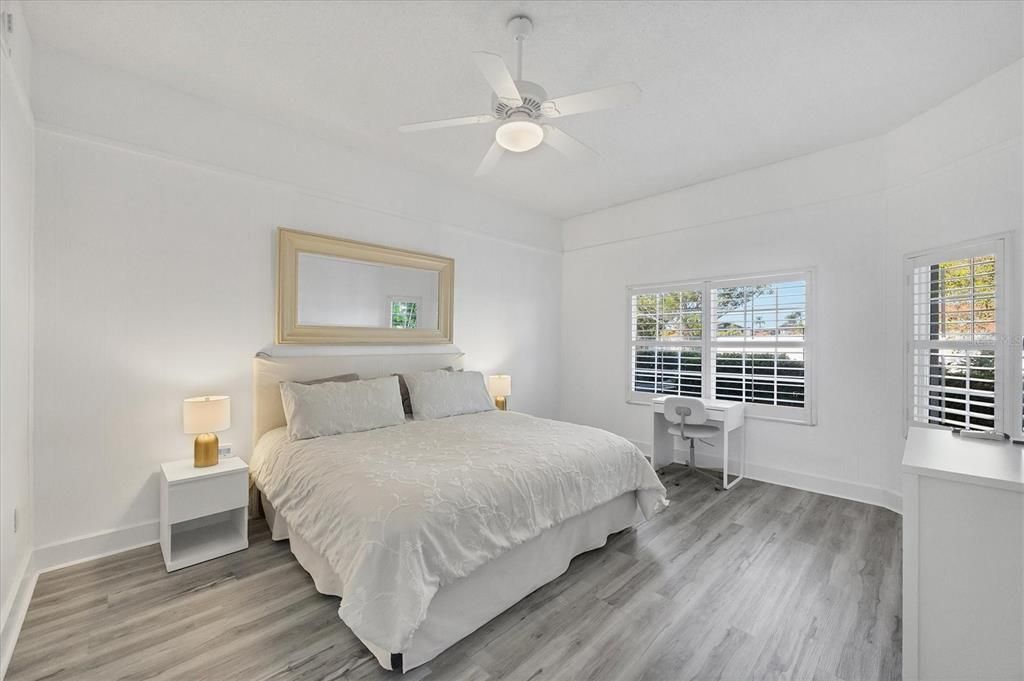 For Rent: $3,600 (2 beds, 2 baths, 1117 Square Feet)