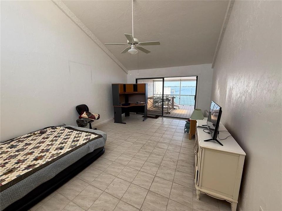 En Venta: $399,000 (2 camas, 2 baños, 1488 Pies cuadrados)