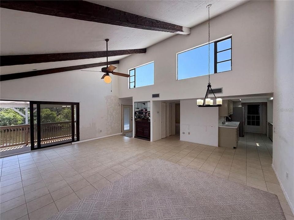 En Venta: $399,000 (2 camas, 2 baños, 1488 Pies cuadrados)