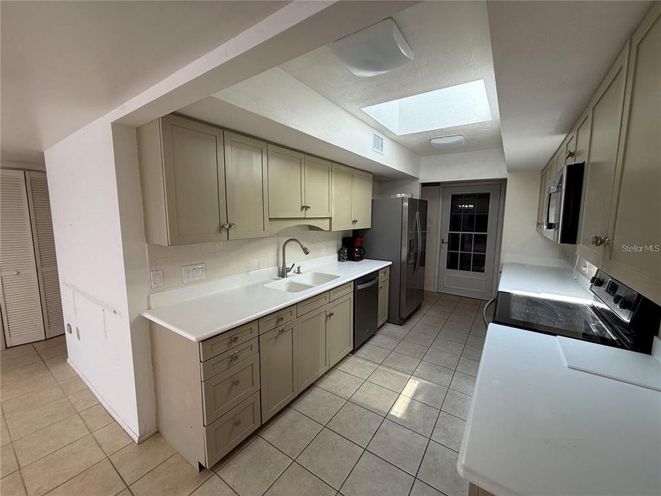 En Venta: $399,000 (2 camas, 2 baños, 1488 Pies cuadrados)