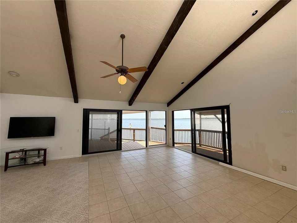 En Venta: $399,000 (2 camas, 2 baños, 1488 Pies cuadrados)