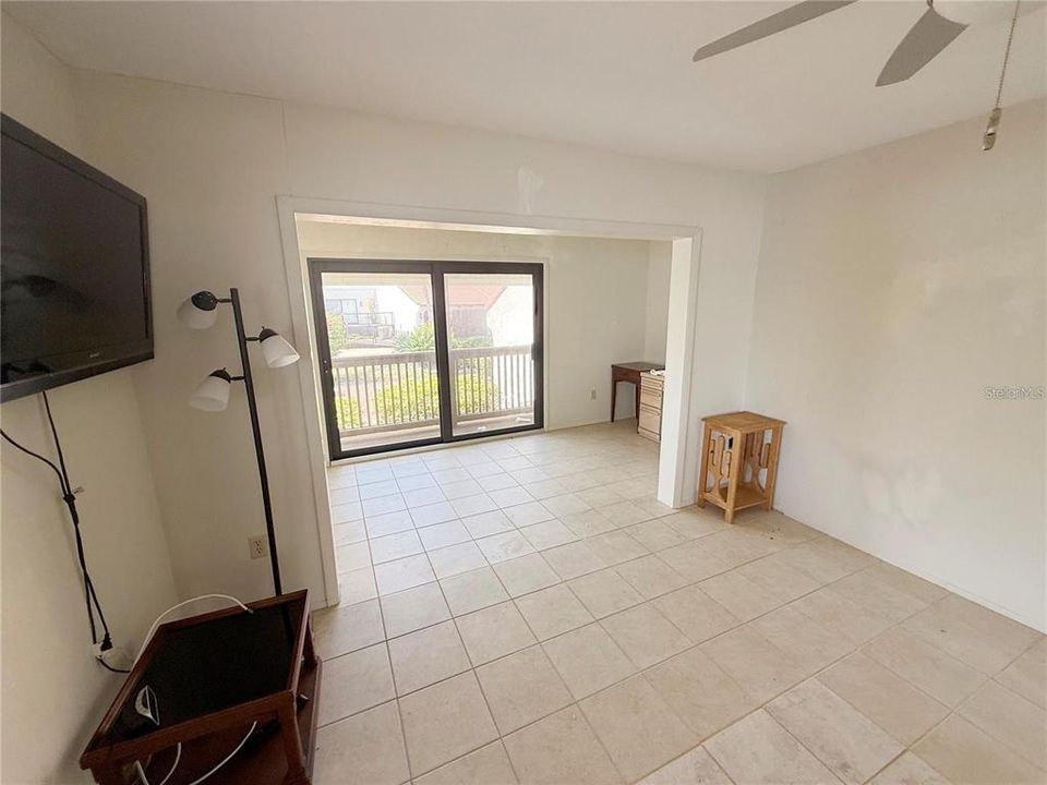 En Venta: $399,000 (2 camas, 2 baños, 1488 Pies cuadrados)