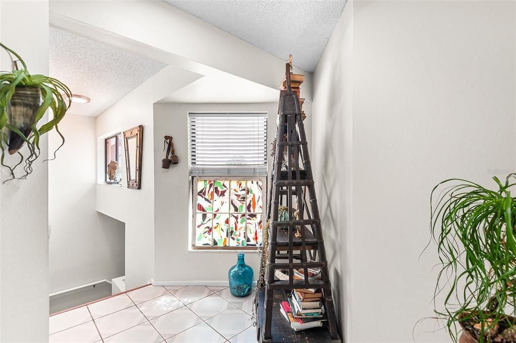 待售: $235,000 (2 贝兹, 2 浴室, 1078 平方英尺)