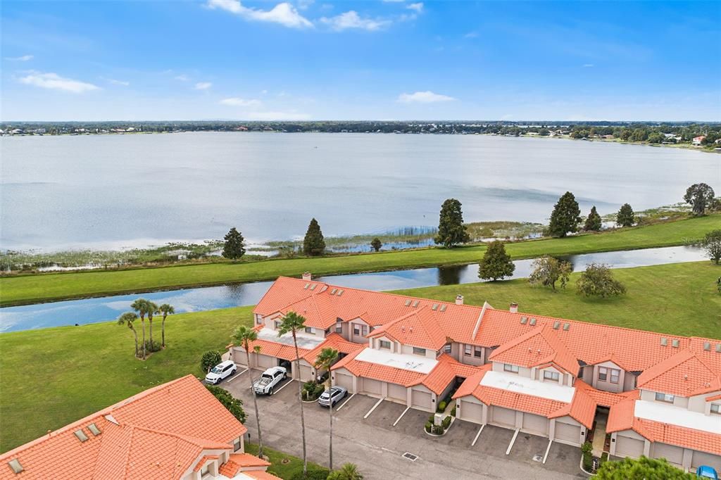 待售: $235,000 (2 贝兹, 2 浴室, 1078 平方英尺)