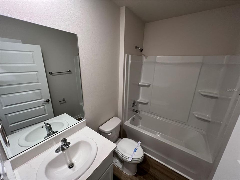 For Rent: $2,199 (3 beds, 2 baths, 1672 Square Feet)