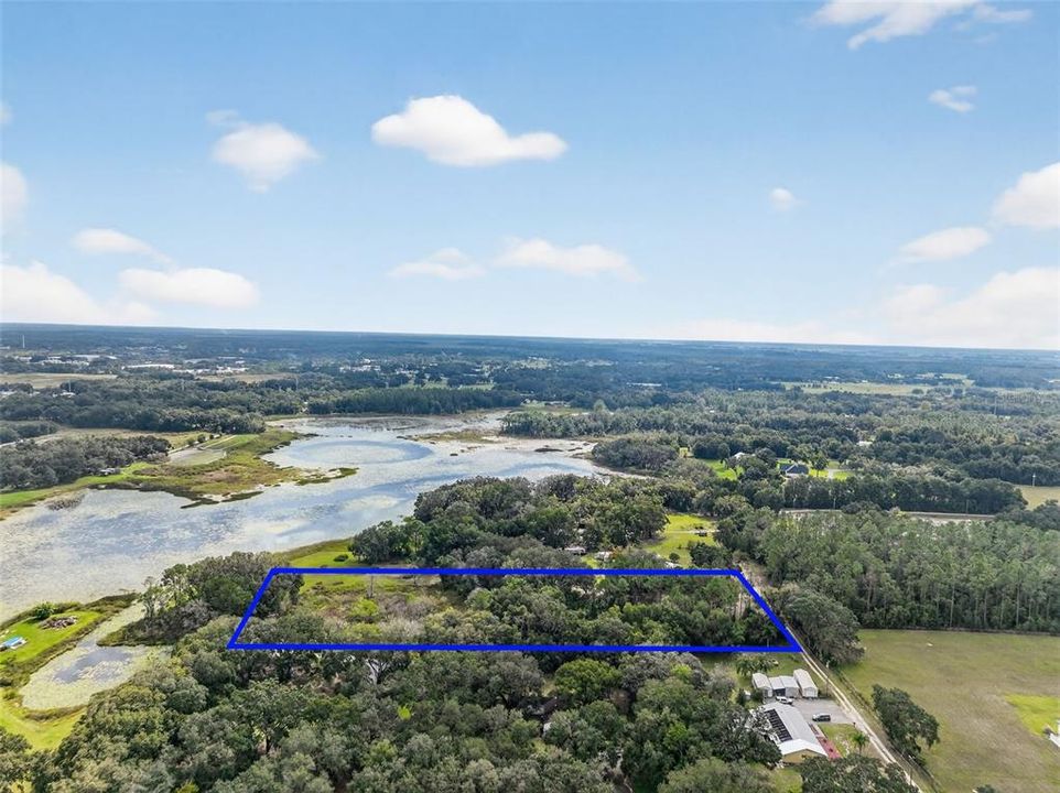 En Venta: $100,000 (1.32 acres)