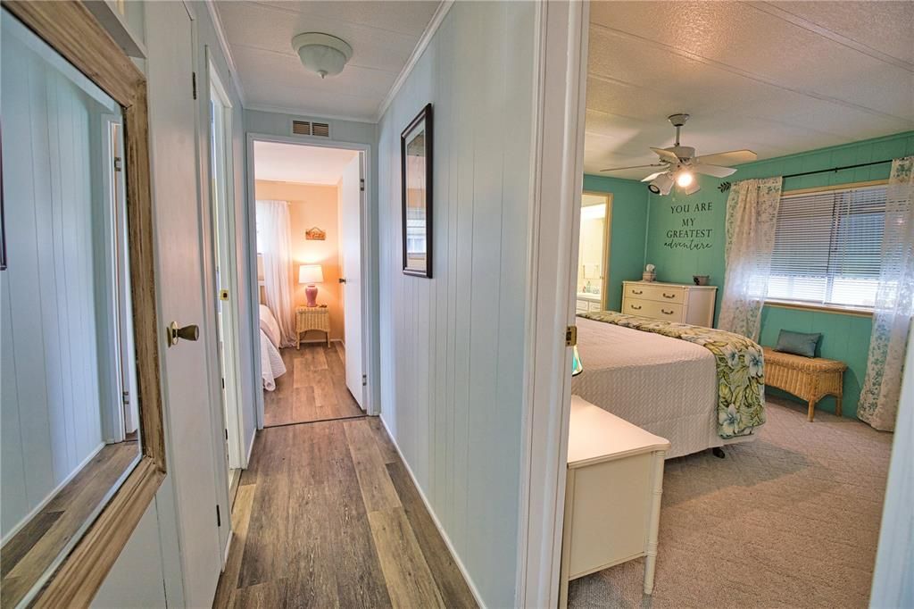 For Sale: $160,000 (2 beds, 2 baths, 928 Square Feet)