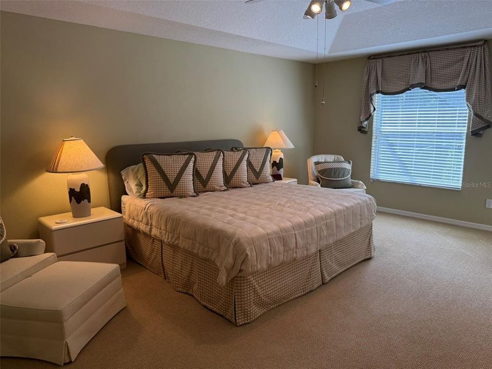 For Sale: $1,099,000 (5 beds, 4 baths, 3589 Square Feet)