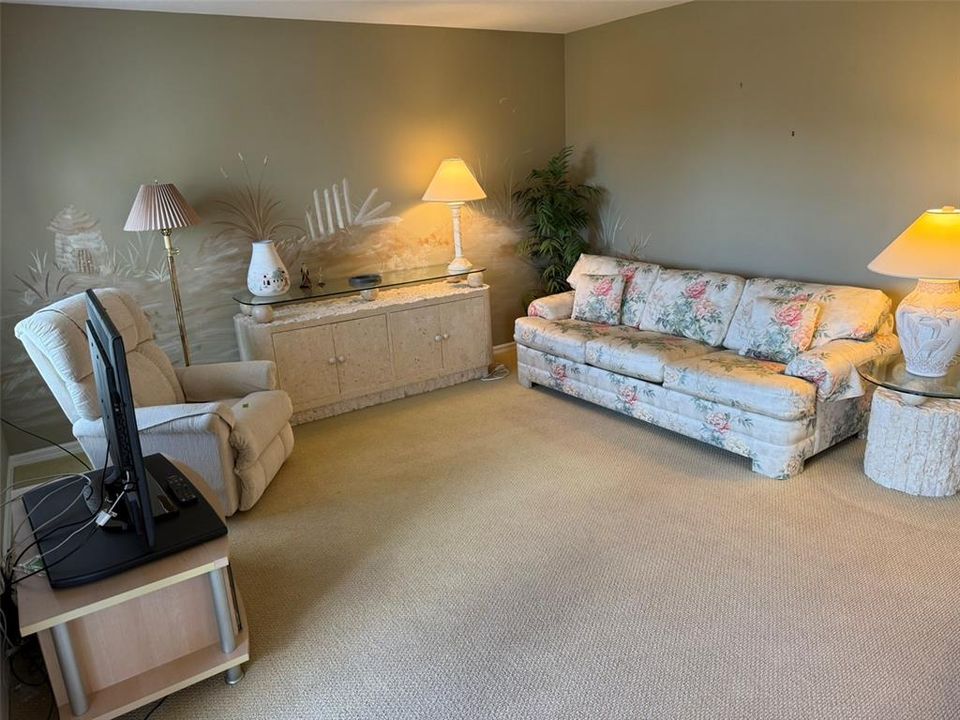 For Sale: $1,099,000 (5 beds, 4 baths, 3589 Square Feet)