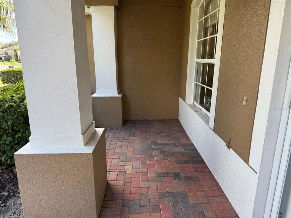 For Sale: $1,099,000 (5 beds, 4 baths, 3589 Square Feet)