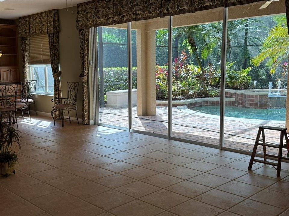 For Sale: $1,099,000 (5 beds, 4 baths, 3589 Square Feet)