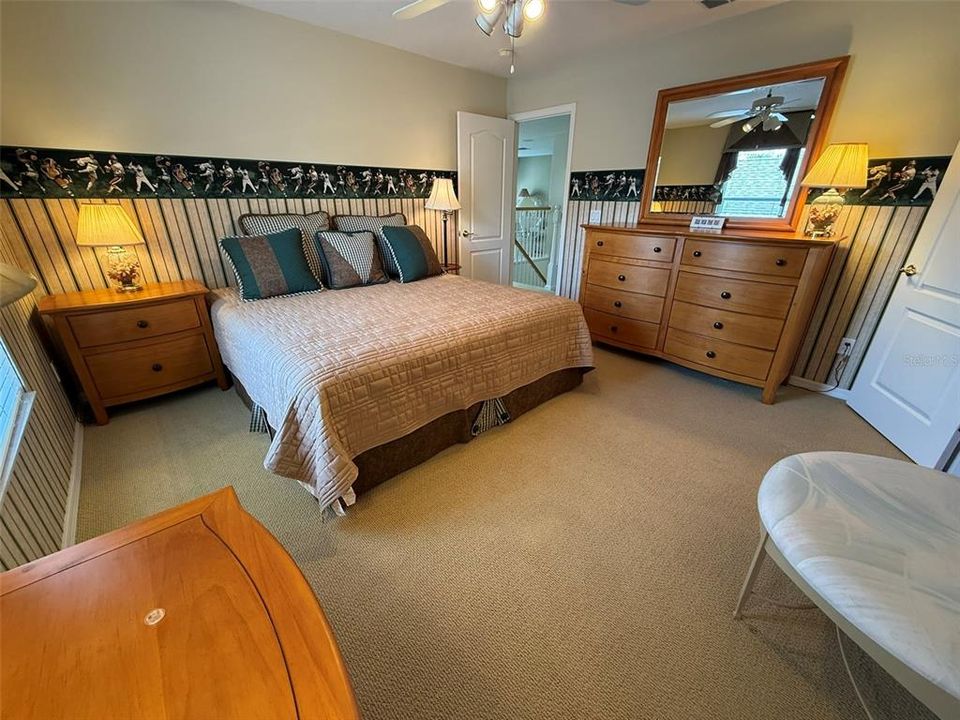 For Sale: $1,099,000 (5 beds, 4 baths, 3589 Square Feet)