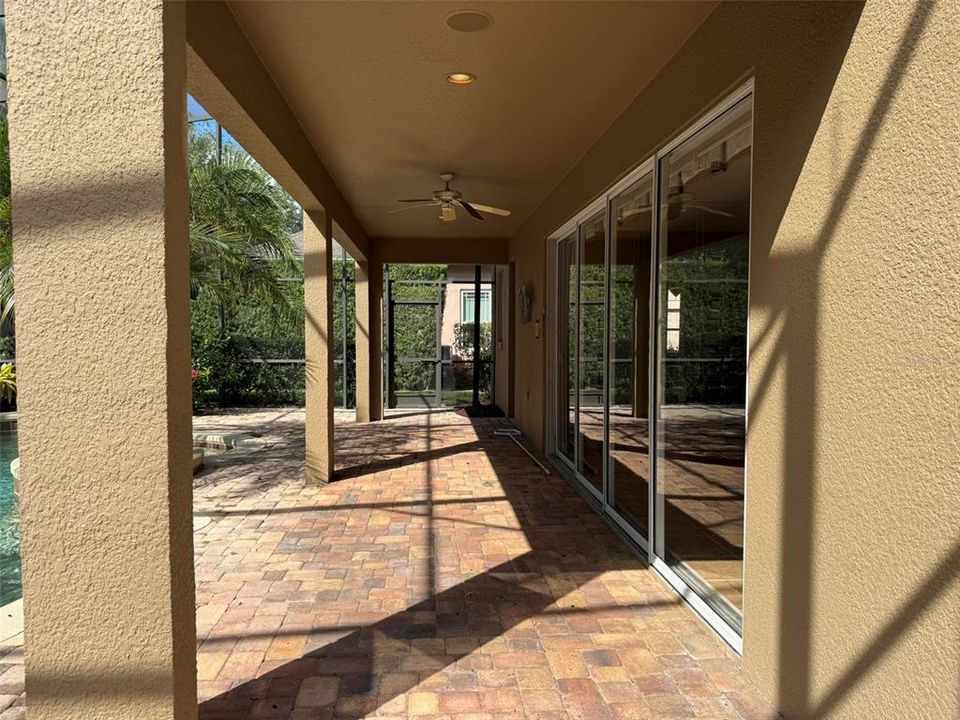 For Sale: $1,099,000 (5 beds, 4 baths, 3589 Square Feet)