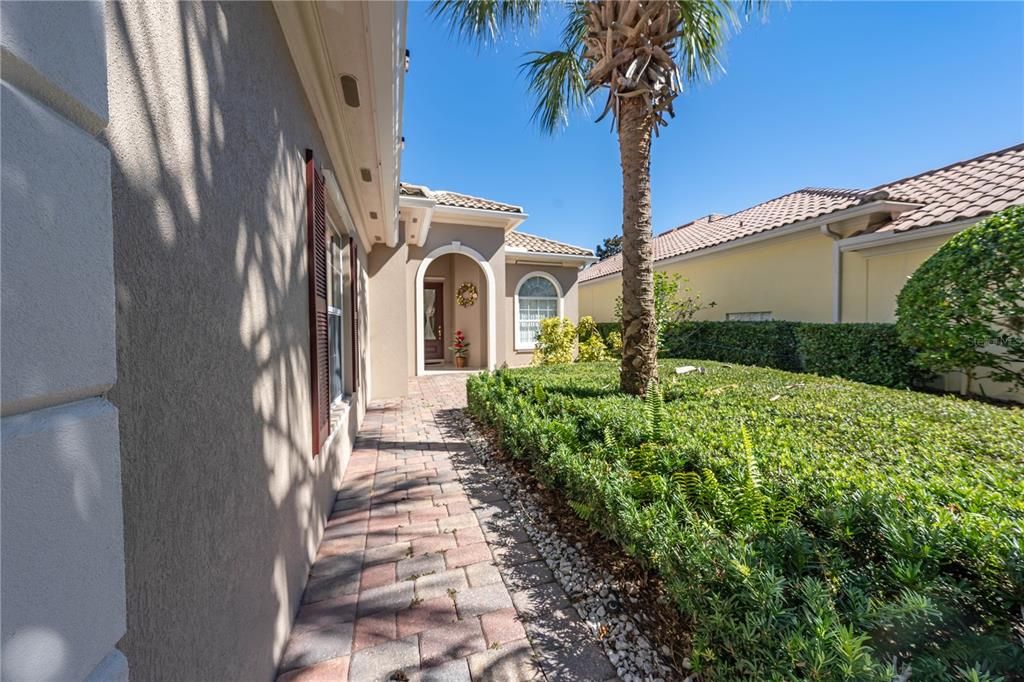 待售: $685,000 (3 贝兹, 2 浴室, 2005 平方英尺)