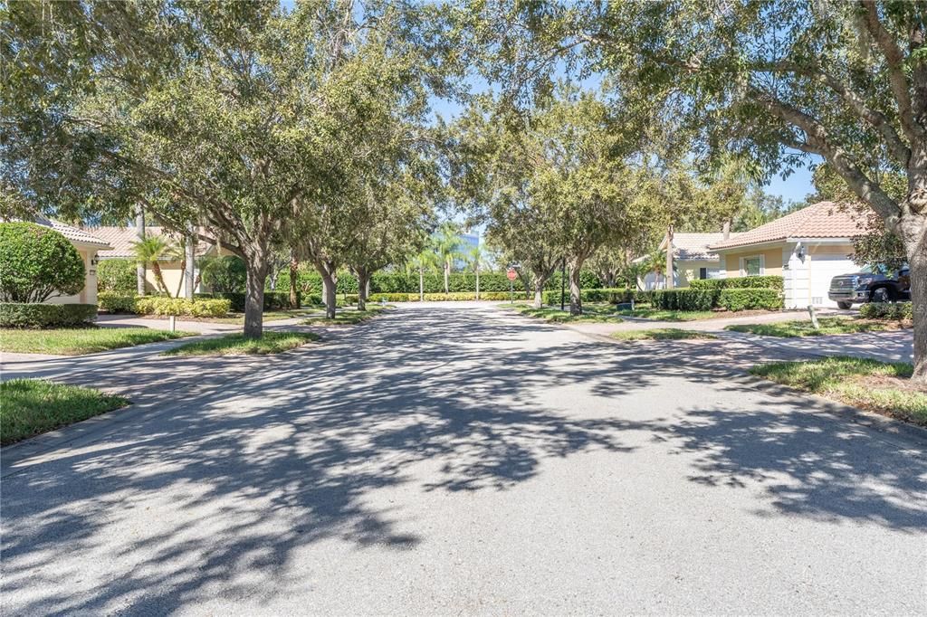 待售: $685,000 (3 贝兹, 2 浴室, 2005 平方英尺)