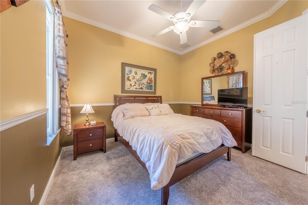 待售: $685,000 (3 贝兹, 2 浴室, 2005 平方英尺)