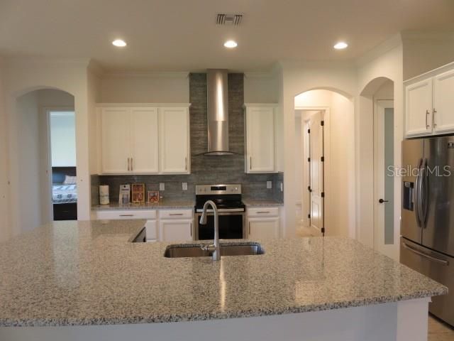 出租: $2,995 (3 贝兹, 3 浴室, 2461 平方英尺)