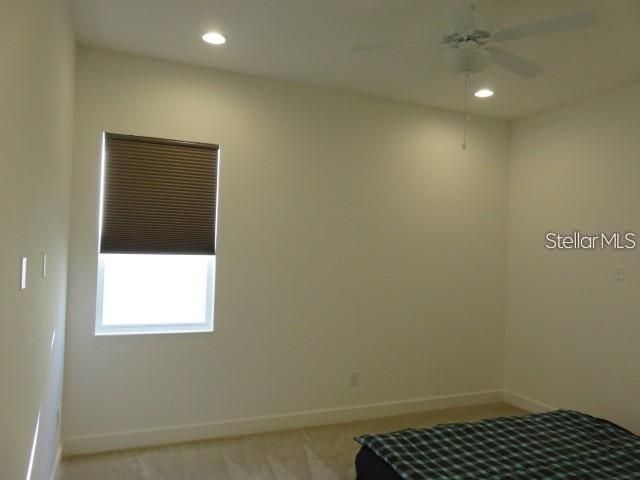 出租: $2,995 (3 贝兹, 3 浴室, 2461 平方英尺)