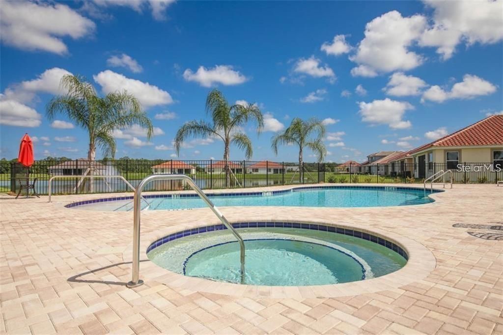 出租: $2,995 (3 贝兹, 3 浴室, 2461 平方英尺)